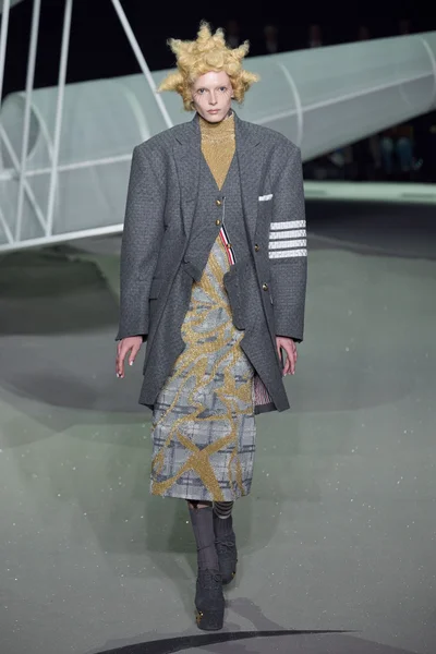 Look 2